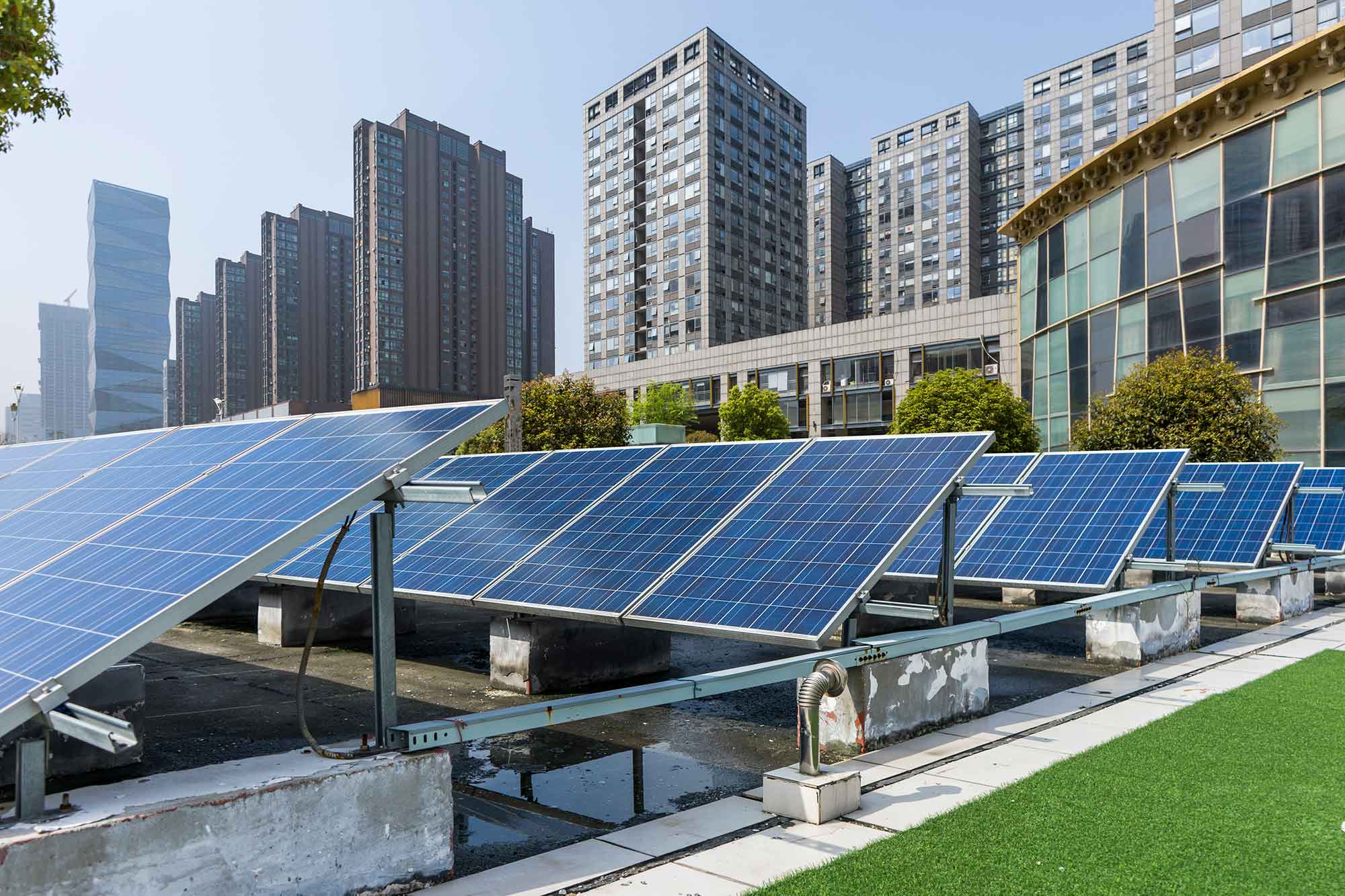 Think Distributed Solar-Plus-Storage Isn’t Cost-Effective? Think Again.