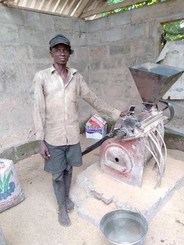 Otala Ibe is a rice miller in Cross River state. His old, single-stage mill removes rice bran but also breaks a large fraction of the kernel in the process. Replacing mills like his with electric, two-stage mills is rated 'deployment-ready' for all criteria.