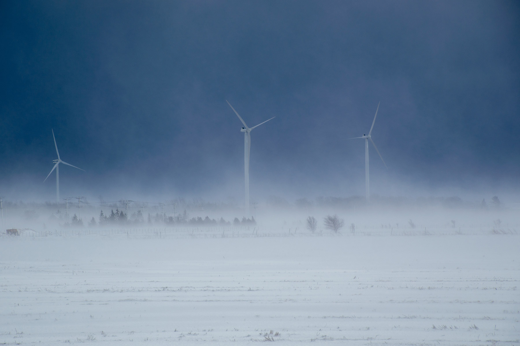Wasted Wind and Tenable Transmission during Winter Storm Elliott