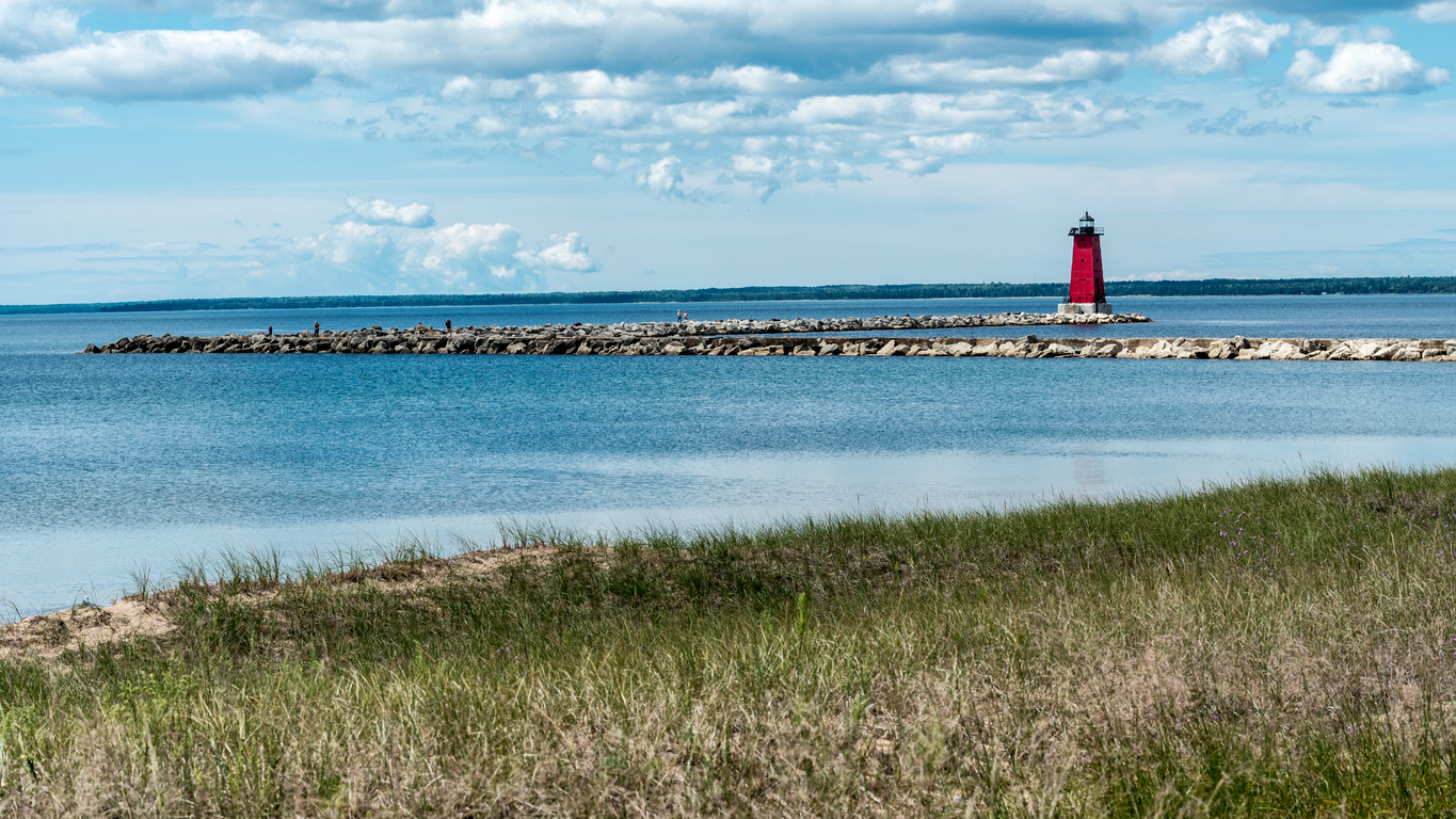 Competitiveness, Constraints, & Coordination: A Strategy for Accelerating Energy Transition Investment in the Great Lakes