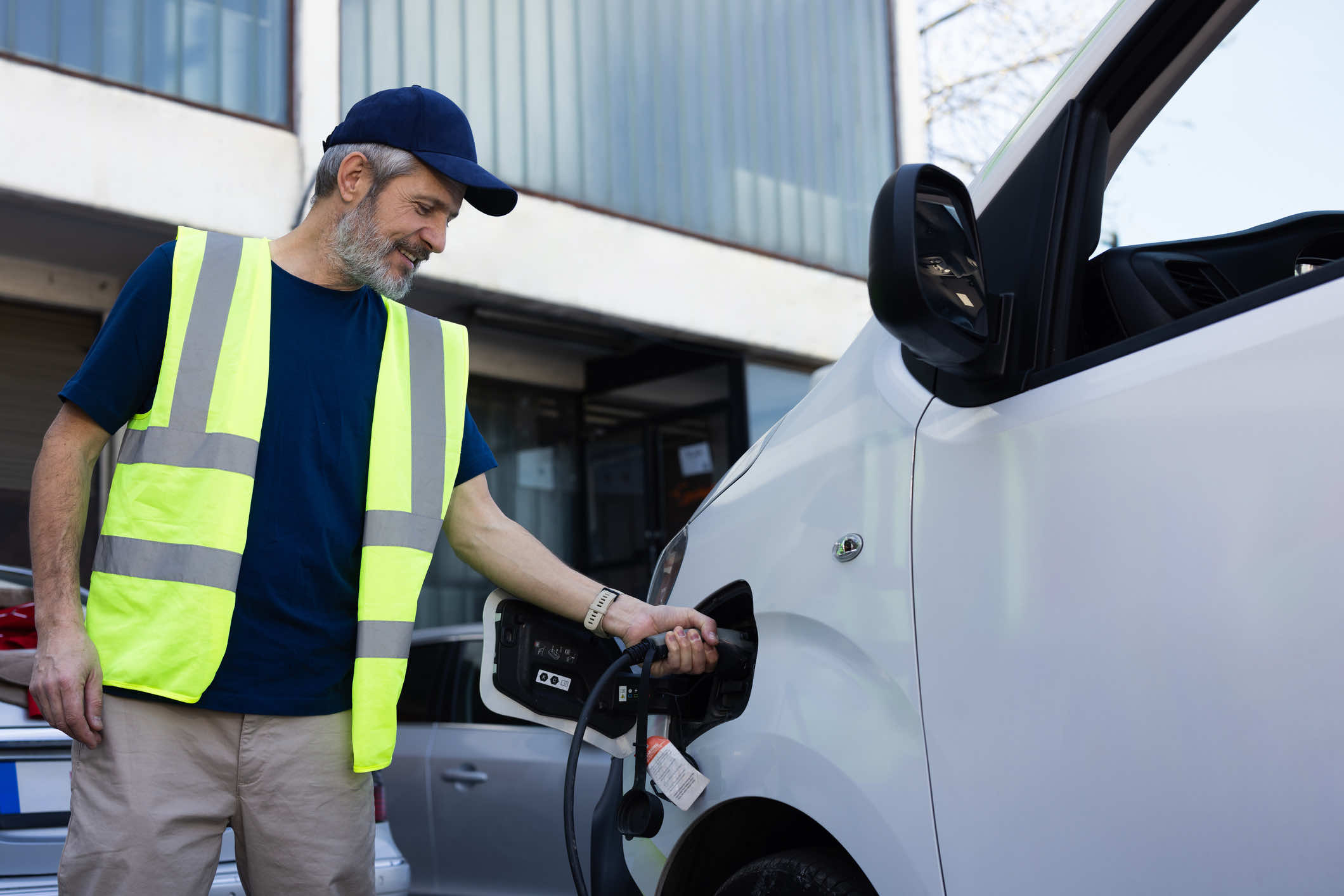 What Other States Can Learn from California’s Journey to 150,000 EV Chargers