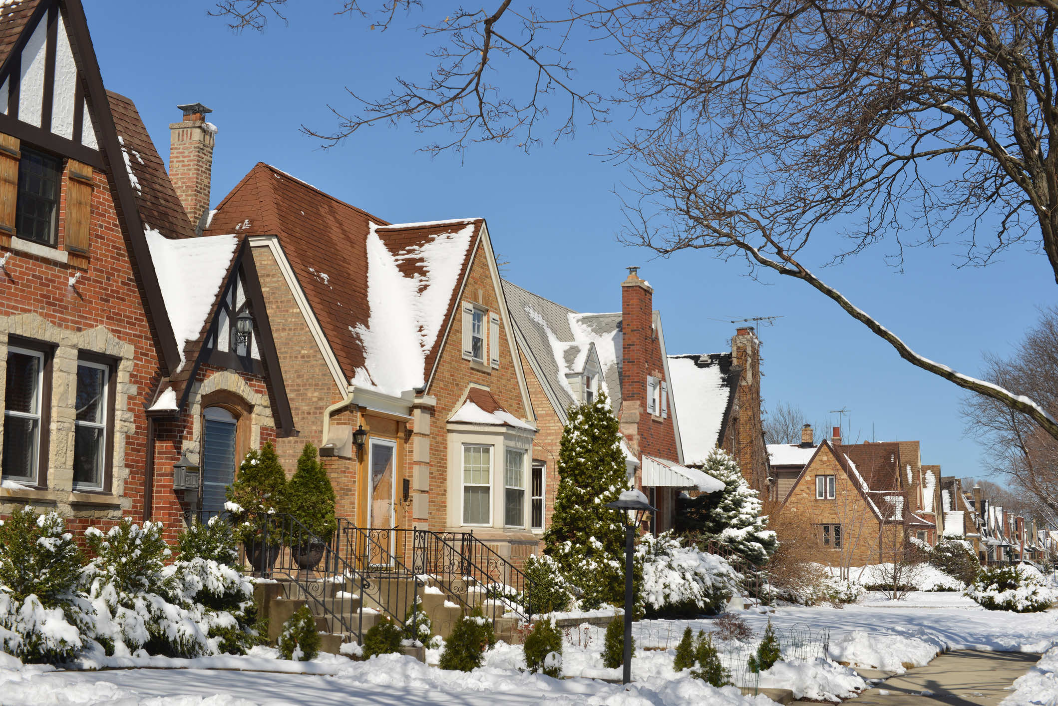 Five policies to lower heating bills and accelerate heat pump adoption in Illinois