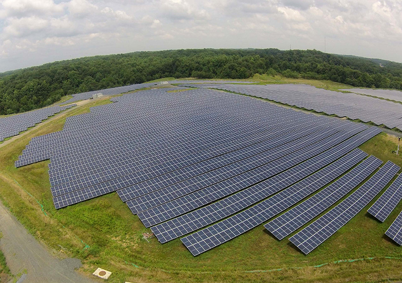 aerial view of a brightfield solar field in Annapolis, MD