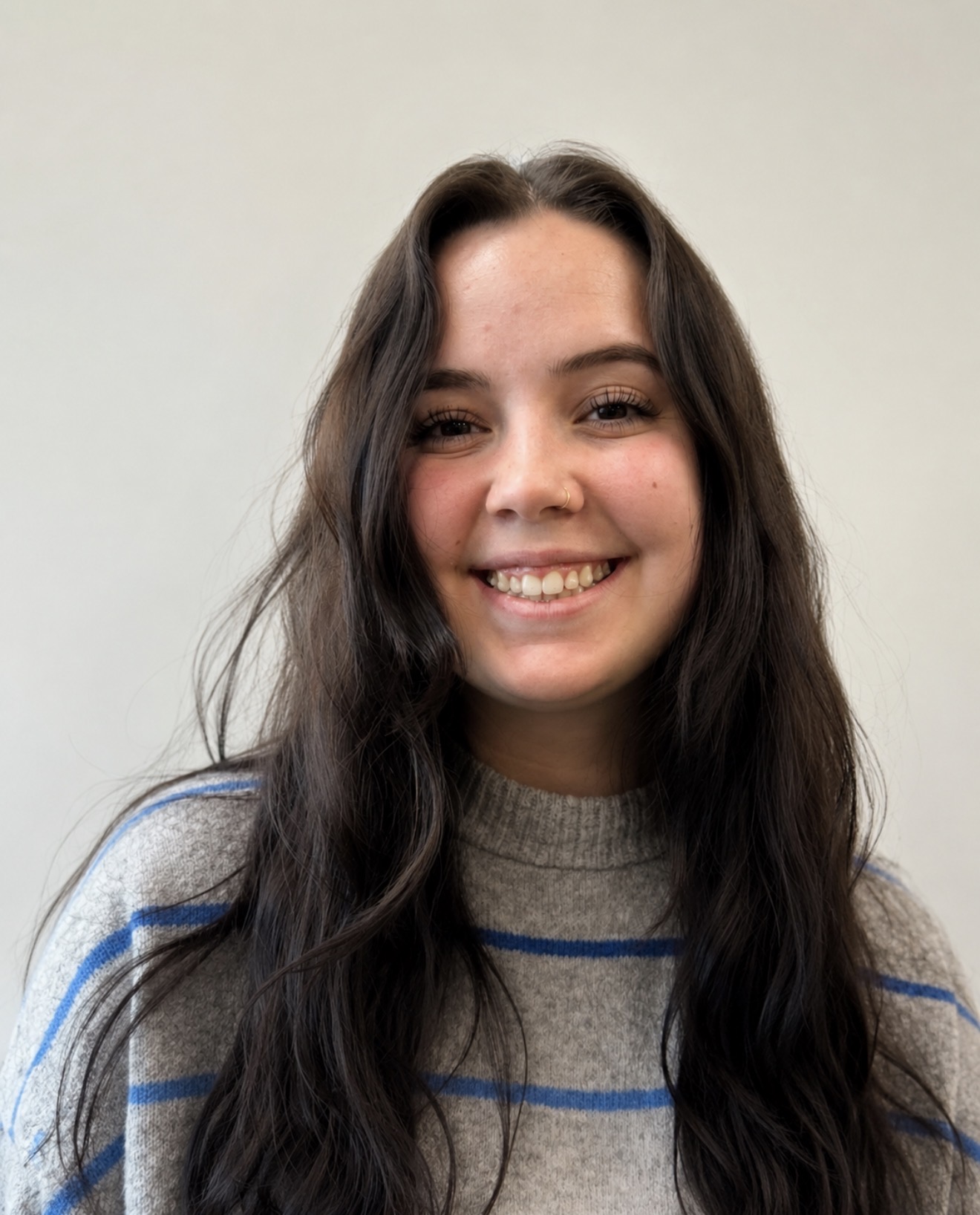 Sara Luber Headshot