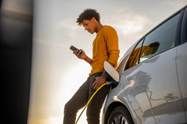Building Charging Networks That Meet Drivers’ Needs Without Breaking the Bank 