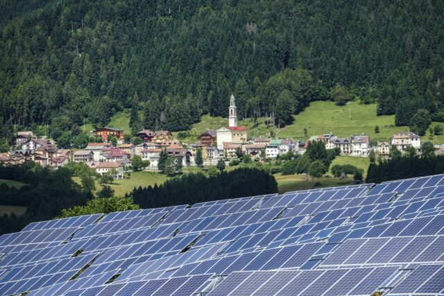 Built-In Benefits: Designing State-Led Energy Zones with Communities